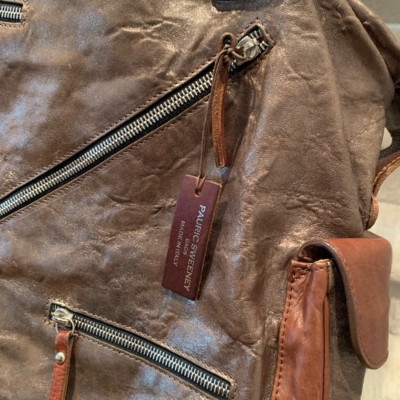 Pauric Sweeney Soft Brown Leather Buckles and Zippers Shoulder Bag - Picture 3 of 9